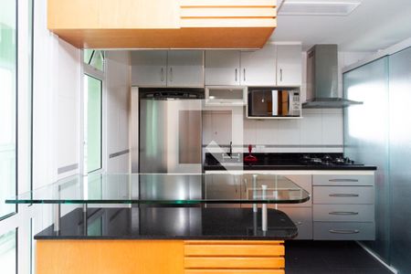 Apartamento à venda com 60m², 2 quartos e 2 vagasCozinha