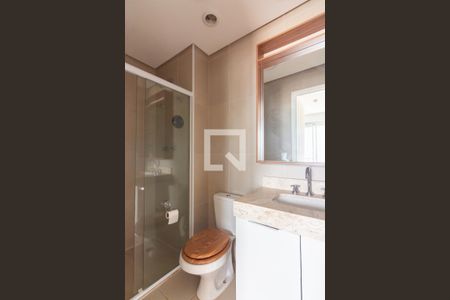 Banheiro de apartamento para alugar com 1 quarto, 33m² em Centro, Osasco