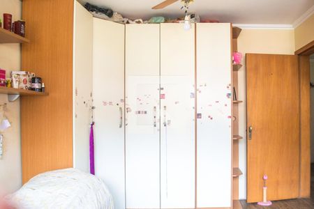 Casa de condomínio à venda com 149m², 3 quartos e 2 vagasQuarto 1