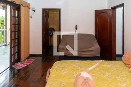 Casa à venda com 300m², 3 quartos e 2 vagasQuarto 3 - Suite