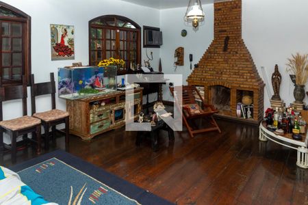 Sala de casa à venda com 3 quartos, 300m² em Curicica, Rio de Janeiro