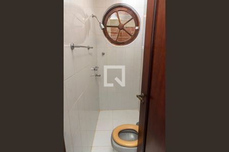 Casa à venda com 300m², 3 quartos e 2 vagasBanheiro Social