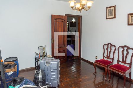 Casa à venda com 300m², 3 quartos e 2 vagasQuarto 1