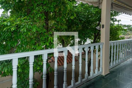 Casa à venda com 300m², 3 quartos e 2 vagasVaranda - Quarto 3