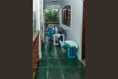 Casa à venda com 300m², 3 quartos e 2 vagasÁrea de Serviço