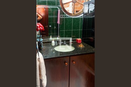 Casa à venda com 300m², 3 quartos e 2 vagasBanheiro - Quarto 3