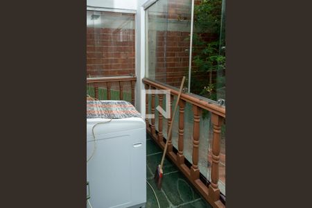 Casa à venda com 300m², 3 quartos e 2 vagasÁrea de Serviço