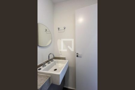 Banheiro de kitnet/studio à venda com 1 quarto, 27m² em Moema, São Paulo