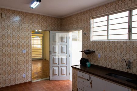 Casa à venda com 80m², 3 quartos e 2 vagas Casa à venda com 80m², 3 quartos e 2 vagasCozinha