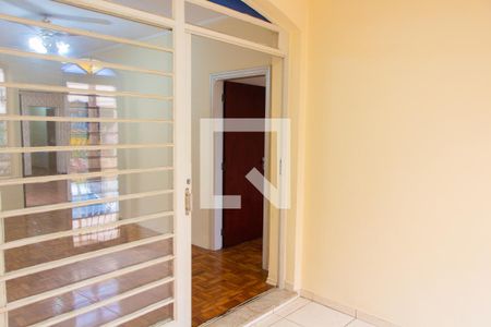 Casa à venda com 80m², 3 quartos e 2 vagas