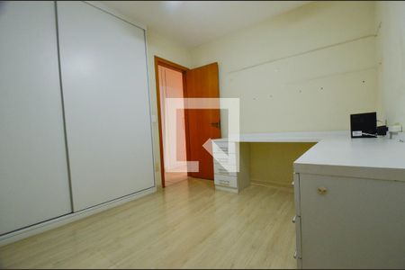 Quarto1 de apartamento à venda com 2 quartos, 72m² em Lourdes, Belo Horizonte