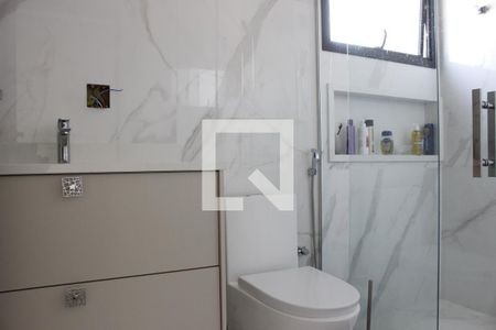 Casa à venda com 170m², 3 quartos e 5 vagasBanheiro da Suíte