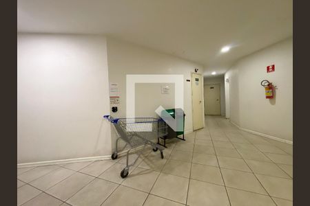 Apartamento à venda com 76m², 3 quartos e 1 vaga Apartamento à venda com 76m², 3 quartos e 1 vagaÁrea comum