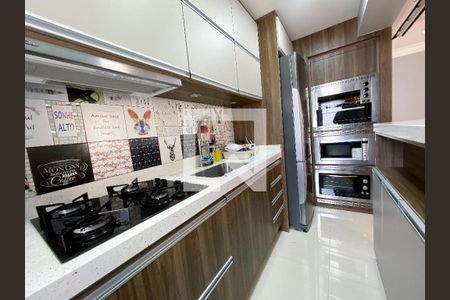 Apartamento à venda com 76m², 3 quartos e 1 vaga Apartamento à venda com 76m², 3 quartos e 1 vagaCozinha