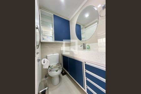 Apartamento à venda com 76m², 3 quartos e 1 vaga Apartamento à venda com 76m², 3 quartos e 1 vagaBanheiro da Suíte