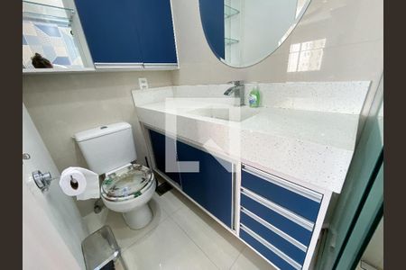 Apartamento à venda com 76m², 3 quartos e 1 vaga Apartamento à venda com 76m², 3 quartos e 1 vagaBanheiro da Suíte