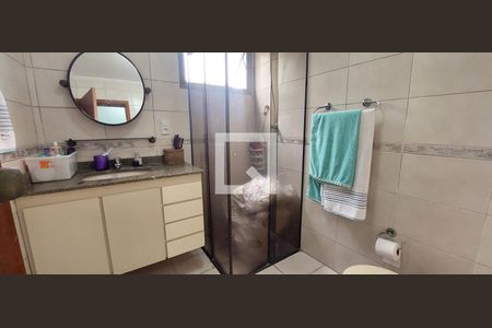 Apartamento à venda com 89m², 2 quartos e 1 vagaBanheiro 2