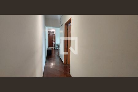 Corredor de apartamento à venda com 2 quartos, 89m² em Vila Homero Thon, Santo André