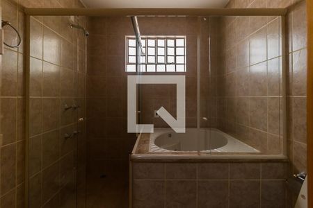Casa para alugar com 327m², 3 quartos e 2 vagasBanheiro da Suíte