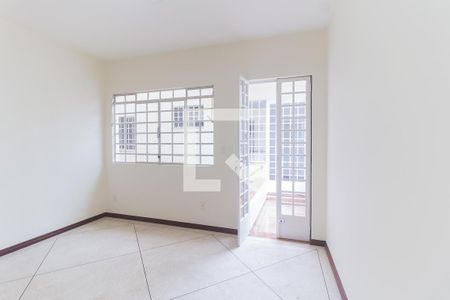 Casa para alugar com 327m², 3 quartos e 2 vagasQuarto 3/Escritório
