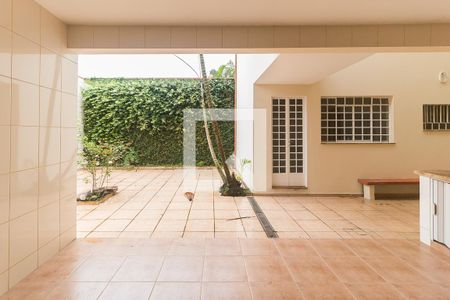 Casa para alugar com 327m², 3 quartos e 2 vagasÁrea de Serviço 2