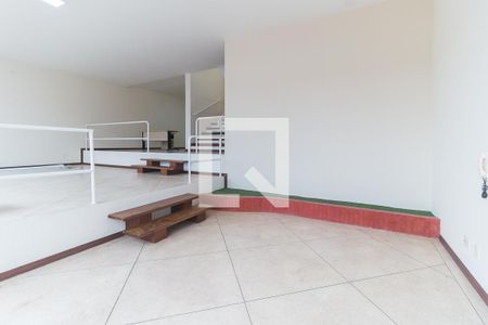 Entrada/Sala de casa para alugar com 3 quartos, 327m² em Vila Suissa, Mogi das Cruzes