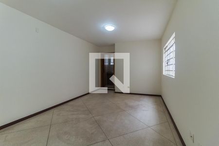 Casa para alugar com 327m², 3 quartos e 2 vagasQuarto 1 - Suíte