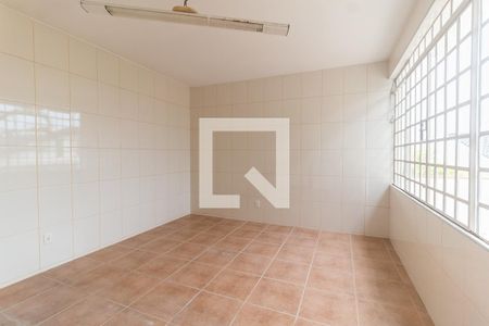 Casa para alugar com 327m², 3 quartos e 2 vagasÁrea de Serviço 1