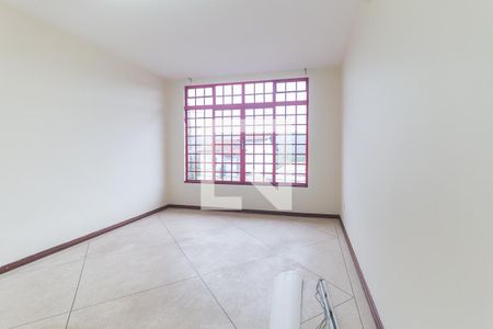 Casa para alugar com 327m², 3 quartos e 2 vagasQuarto 2