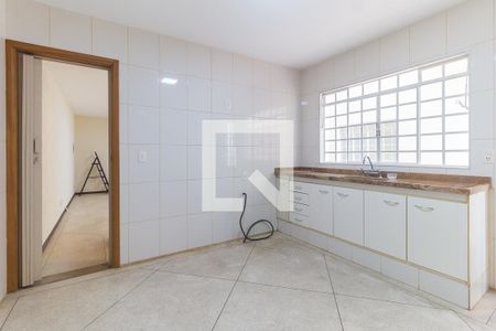 Casa para alugar com 327m², 3 quartos e 2 vagasCozinha