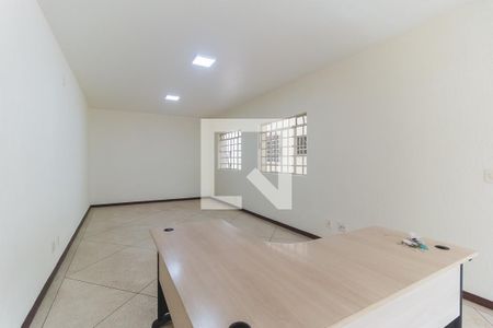 Casa para alugar com 327m², 3 quartos e 2 vagasSala 2