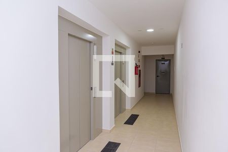 Apartamento à venda com 35m², 2 quartos e sem vagaÁrea comum
