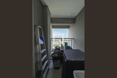 Apartamento à venda com 77m², 2 quartos e 1 vagaÁrea de Serviço