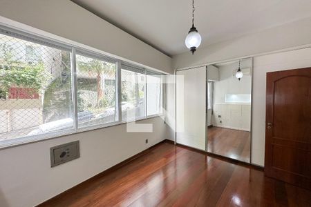 Apartamento para alugar com 206m², 5 quartos e 2 vagas Apartamento para alugar com 206m², 5 quartos e 2 vagasSuíte