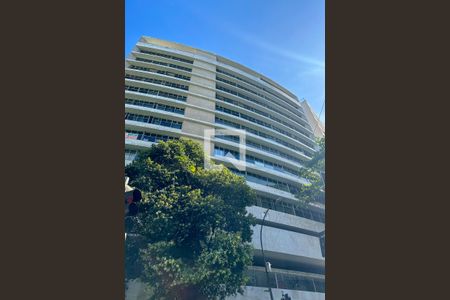 Apartamento para alugar com 206m², 5 quartos e 2 vagas Apartamento para alugar com 206m², 5 quartos e 2 vagasFachada