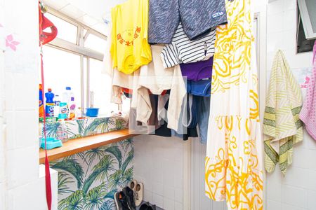 Apartamento à venda com 130m², 3 quartos e 1 vagaÁrea de Serviço