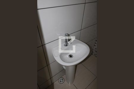 Casa para alugar com 70m², 2 quartos e 1 vagaBanheiro 2