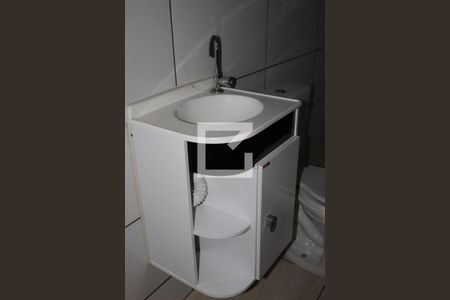 Casa para alugar com 70m², 2 quartos e 1 vagaBanheiro 1