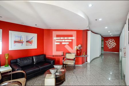 Apartamento à venda com 120m², 3 quartos e 2 vagasEntrada