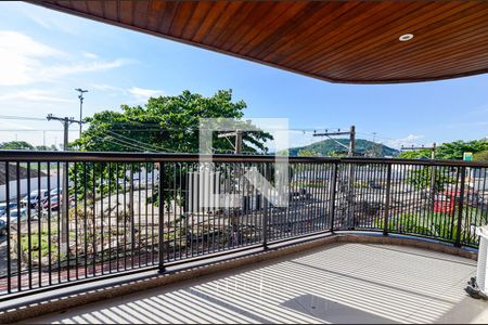 Apartamento à venda com 120m², 3 quartos e 2 vagasVaranda da Suite(Plaquinha)