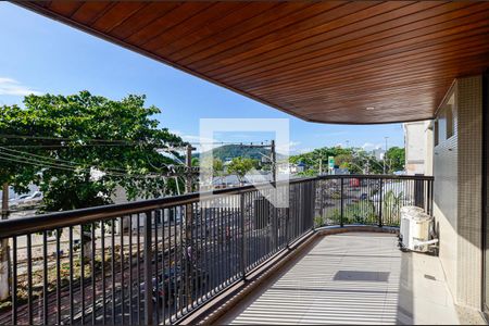 Apartamento à venda com 120m², 3 quartos e 2 vagasVaranda da Suite(Plaquinha)