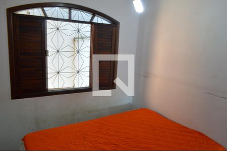 Casa de condomínio à venda com 178m², 5 quartos e 2 vagasQuarto 3