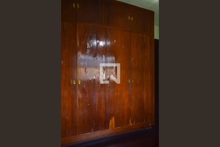 Casa de condomínio à venda com 178m², 5 quartos e 2 vagasQuarto 2