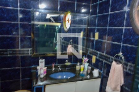 Casa de condomínio à venda com 178m², 5 quartos e 2 vagasBanheiro 2