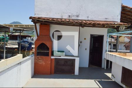 Casa de condomínio à venda com 178m², 5 quartos e 2 vagasTerraço