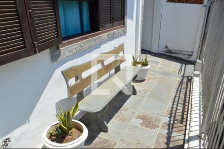 Casa de condomínio à venda com 178m², 5 quartos e 2 vagasEntrada 