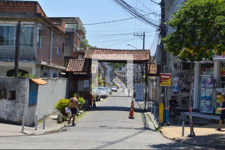 Casa de condomínio à venda com 178m², 5 quartos e 2 vagasFachada 