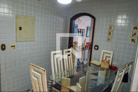 Casa de condomínio à venda com 178m², 5 quartos e 2 vagasCopa 