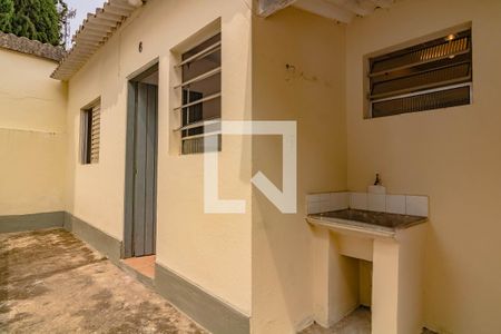 Casa para alugar com 20m², 1 quarto e sem vaga Casa para alugar com 20m², 1 quarto e sem vagaÁrea de Serviço