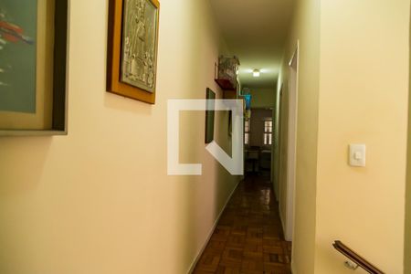 Casa à venda com 207m², 4 quartos e 2 vagasCorredor